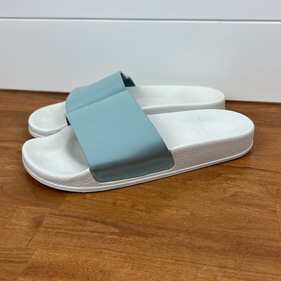 Greats Brooklyn pool slides baby blue sz 39 white casual slides - Picture 3 of 7